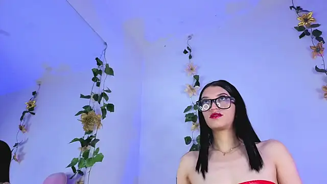 Staicy Nasty online show from 11.21.25