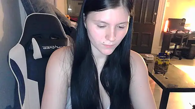 Elliewgfs online show from 12.19.25