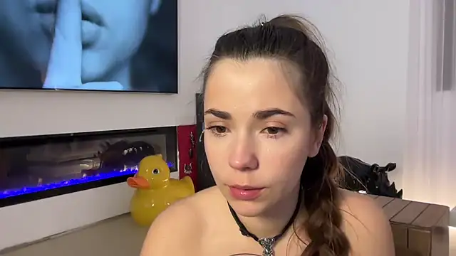 Snapshot of Mika_Miller chatting on 05.16.26 Mika Miller online show from 05.16.26