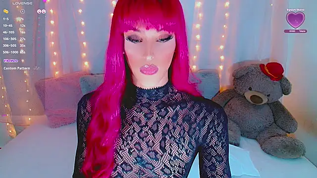 AlanaBekeer online show from 11.06.25