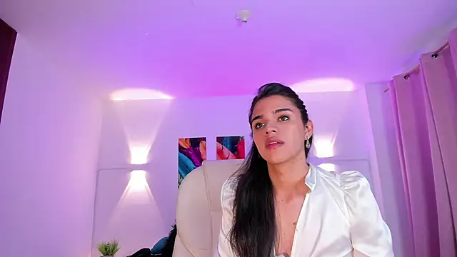 Snapshot of NoahCasstro chatting on 12.02.24 NoahCasstro online show from 12.02.24