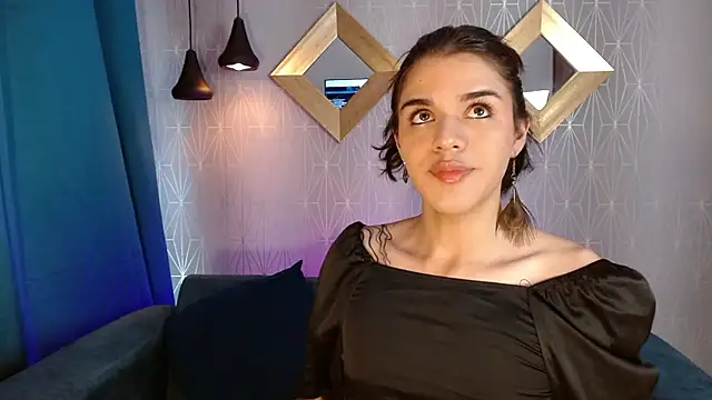 Snapshot of NoahCasstro chatting on 12.10.24 NoahCasstro online show from 12.10.24