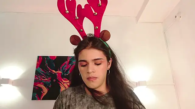 Snapshot of NoahCasstro chatting on 12.20.24 NoahCasstro online show from 12.20.24