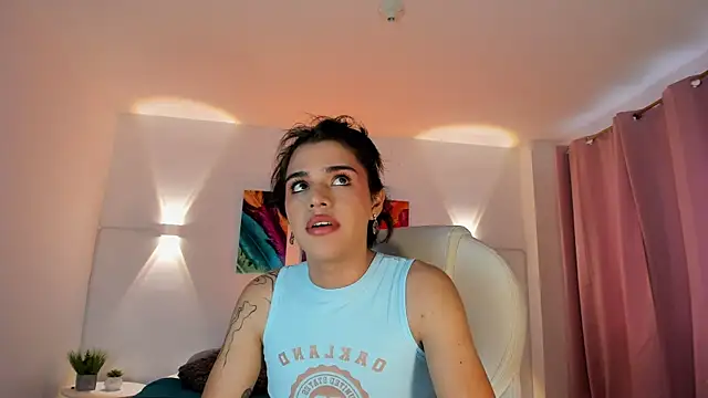 Snapshot of NoahCasstro chatting on 12.22.24 NoahCasstro online show from 12.22.24