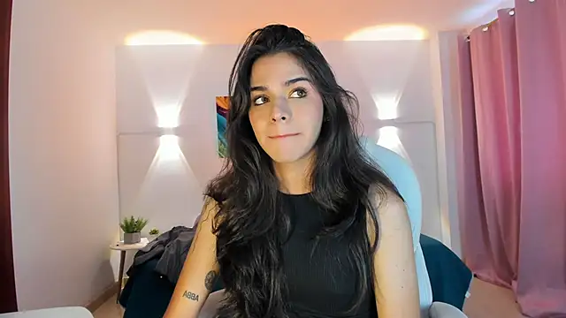 Snapshot of NoahCasstro chatting on 12.29.24 NoahCasstro online show from 12.29.24