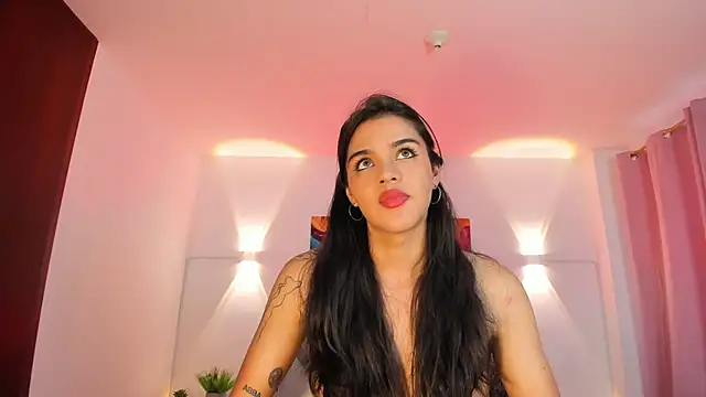 Snapshot of NoahCasstro chatting on 01.10.25 NoahCasstro online show from 01.10.25