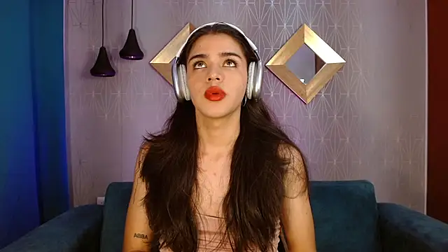 Snapshot of NoahCasstro chatting on 01.14.25 NoahCasstro online show from 01.14.25