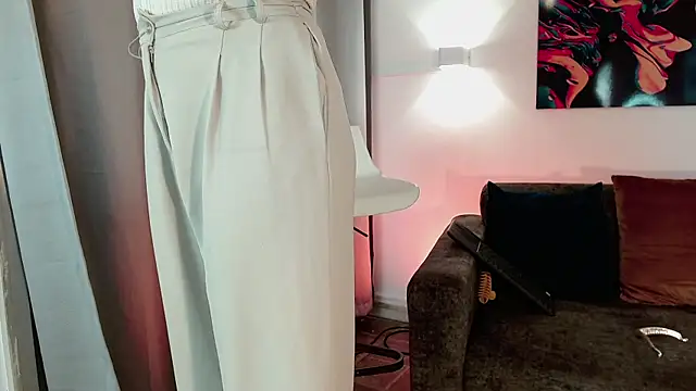 Snapshot of NoahCasstro chatting on 02.08.25 NoahCasstro online show from 02.08.25