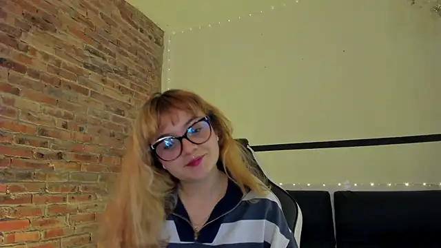 Sweet Namii online show from 02.28.25