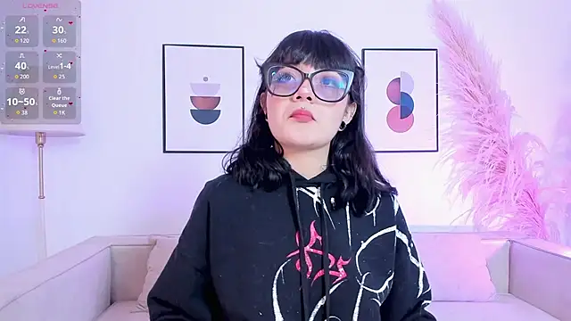 Sweet Namii online show from 10.14.25