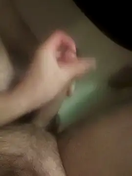 Snapshot of hungandnerdy420 chatting on 09.19.25 hungandnerdy420 online show from 09.19.25