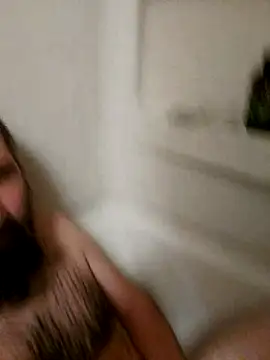 Snapshot of hungandnerdy420 chatting on 10.14.25 hungandnerdy420 online show from 10.14.25