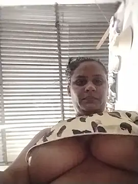 Snapshot of Andreita_95 chatting on 07.14.26 Andreita 95 online show from 07.14.26