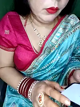 Snapshot of Pratibha_ji chatting on 01.11.25 Pratibha ji online show from 01.11.25