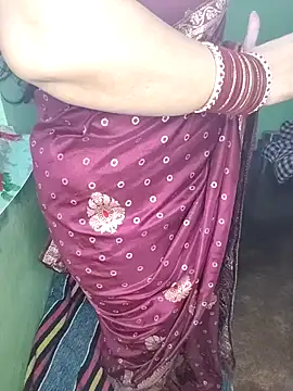 Snapshot of Pratibha_ji chatting on 01.12.25 Pratibha ji online show from 01.12.25