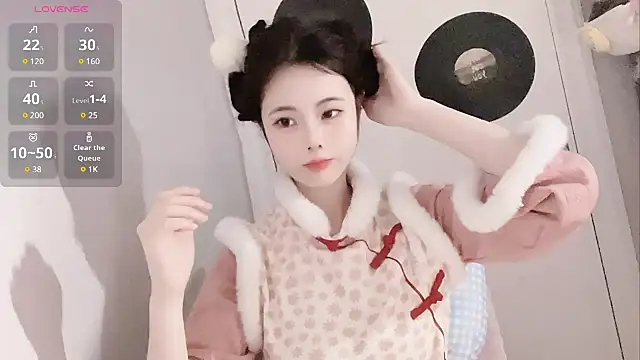 Qedgjwyz1 online show from 02.04.25