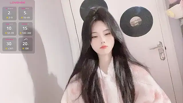 Qedgjwyz1 online show from 02.10.25