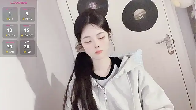 Qedgjwyz1 online show from 02.11.25