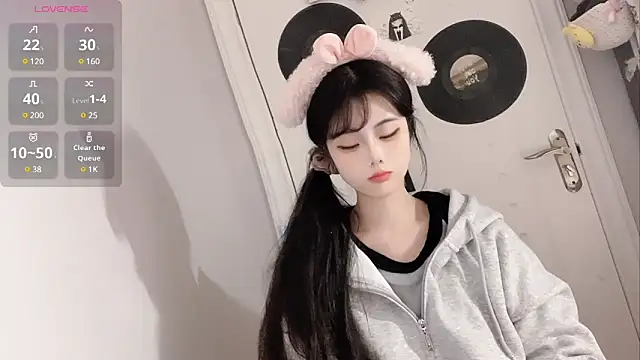 Qedgjwyz1 online show from 03.05.25