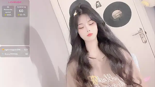 Qedgjwyz1 online show from 03.15.25