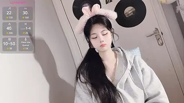 Qedgjwyz1 online show from 03.16.25