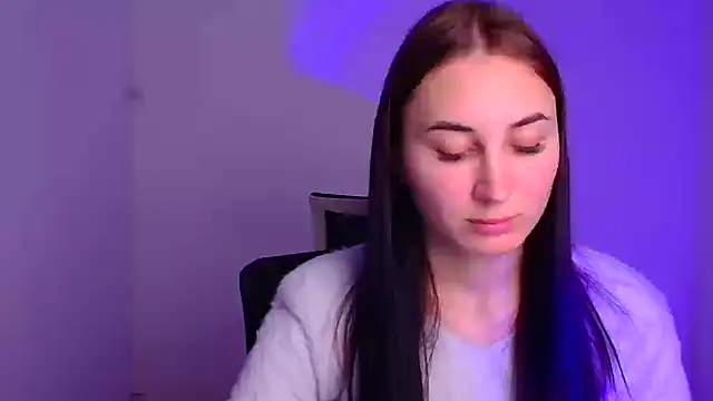 Snapshot of Jennifer_Blum chatting on 12.22.24 Jennifer Blum online show from 12.22.24