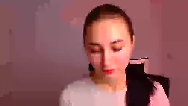 Snapshot of Jennifer_Blum chatting on 12.24.24 Jennifer Blum online show from 12.24.24