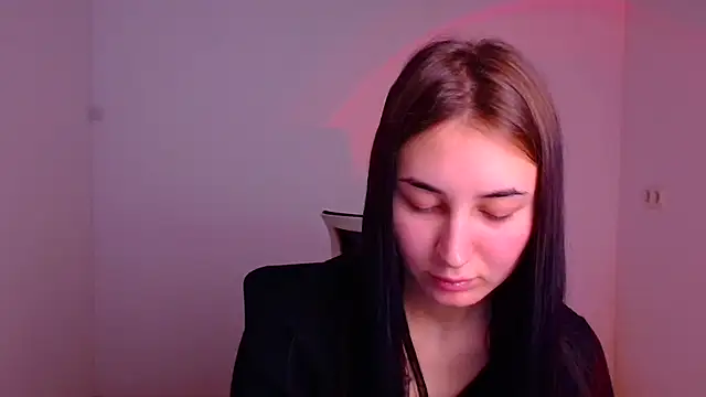 Snapshot of Jennifer_Blum chatting on 01.15.25 Jennifer Blum online show from 01.15.25
