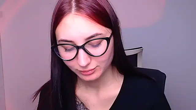 Snapshot of Jennifer_Blum chatting on 02.08.25 Jennifer Blum online show from 02.08.25
