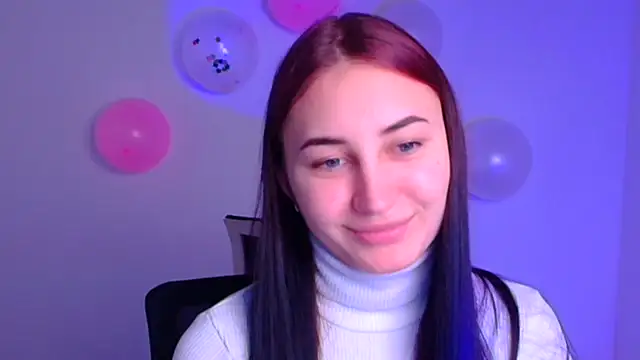 Snapshot of Jennifer_Blum chatting on 02.14.25 Jennifer Blum online show from 02.14.25