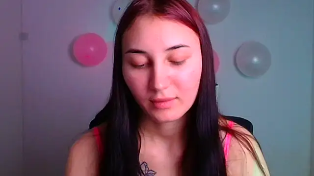 Snapshot of Jennifer_Blum chatting on 02.17.25 Jennifer Blum online show from 02.17.25