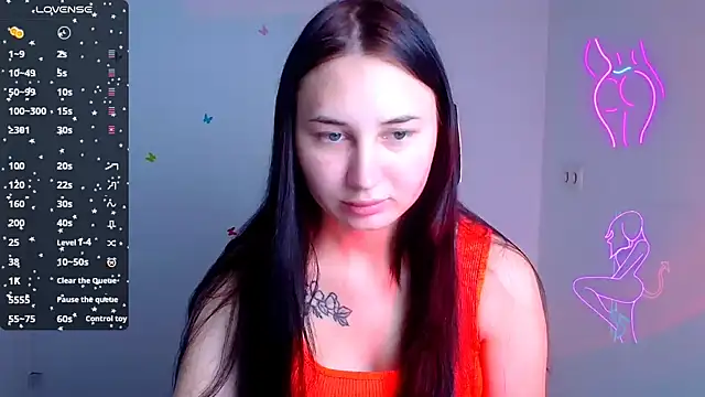 Snapshot of Jennifer_Blum chatting on 10.06.25 Jennifer Blum online show from 10.06.25