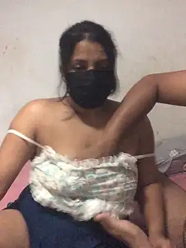 NOORA-GIRL online show from 02.01.25