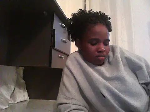 Snapshot of candybabe_ chatting on 07.17.26 candybabe online show from 07.17.26
