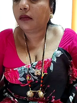 Snapshot of Swapna_143 chatting on 12.11.24 Swapna 143 online show from 12.11.24