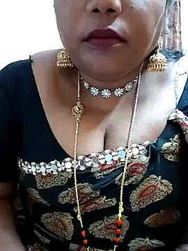 Snapshot of Swapna_143 chatting on 02.05.25 Swapna 143 online show from 02.05.25