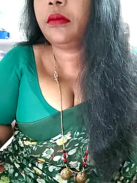 Snapshot of Swapna_143 chatting on 11.15.25 Swapna 143 online show from 11.15.25