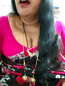 Snapshot of Swapna_143 chatting on 11.25.25 Swapna 143 online show from 11.25.25
