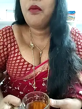 Snapshot of Swapna_143 chatting on 12.15.25 Swapna 143 online show from 12.15.25