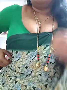 Snapshot of Swapna_143 chatting on 12.15.25 Swapna 143 online show from 12.15.25