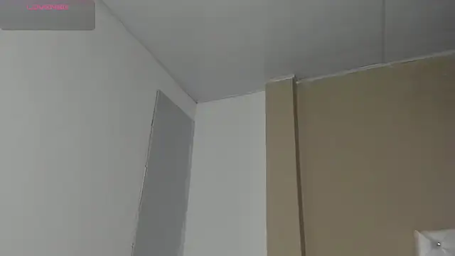 SofiaBrouw online show from 10.22.25