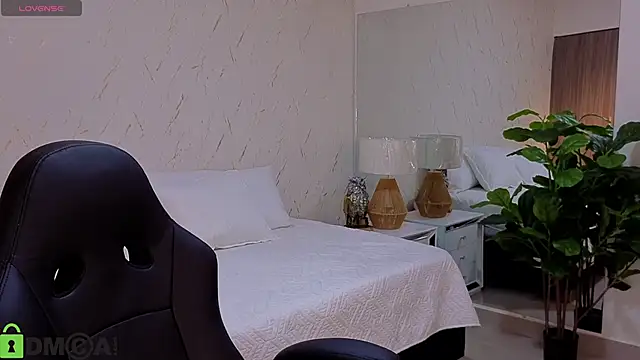 ISA  CUTEE online show from 09.15.25