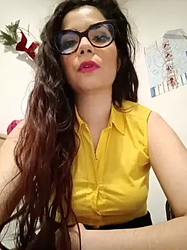 Snapshot of Saturnia_Yvonne chatting on 01.30.25 Saturnia Yvonne online show from 01.30.25