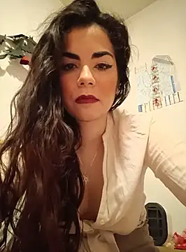 Snapshot of Saturnia_Yvonne chatting on 02.27.25 Saturnia Yvonne online show from 02.27.25