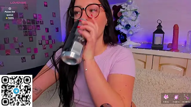 Snapshot of Kruela_Eva chatting on 12.09.24 Kruela Eva online show from 12.09.24