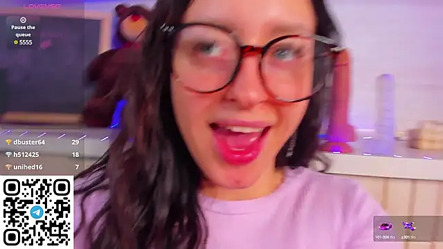 Snapshot of Kruela_Eva chatting on 12.17.24 Kruela Eva online show from 12.17.24