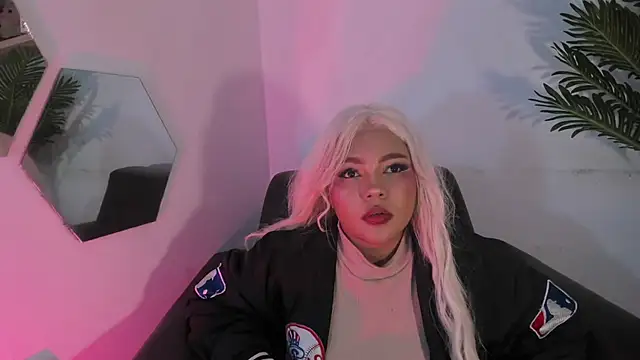 cherry chel online show from 02.01.25