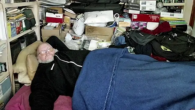 hadeszeuss2 online show from 12.21.24