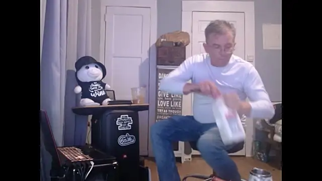 straightinyou online show from 02.05.25