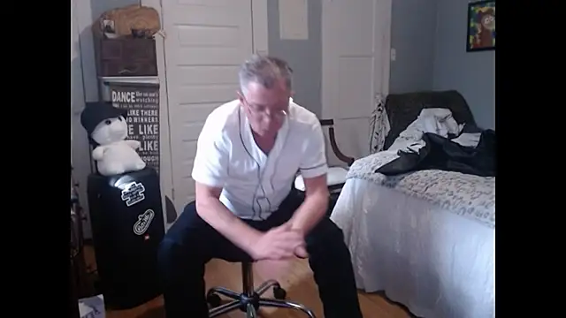 straightinyou online show from 02.18.25